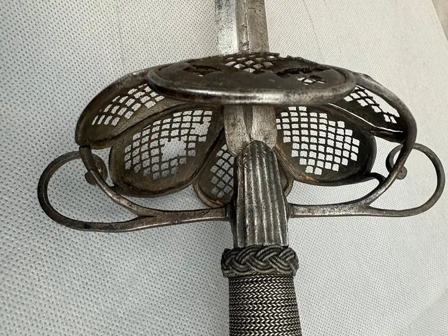 Longue épée de combat ou de duel dit de BRETTE XVII siècle