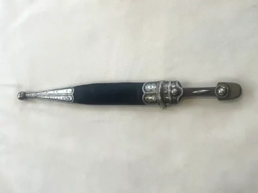 KINDJAL, poignard ou dague caucasienne